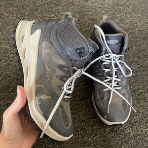 KEEN Women's Zionic Mid Height Waterproof Hiking Boots Steel Grey/Magnet US Sz 8